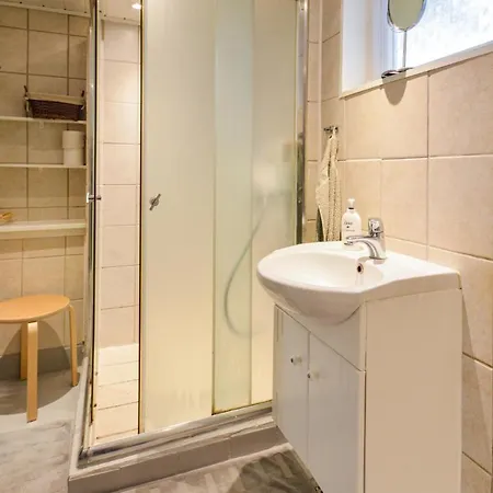 Holiday home Three-bedroom Holiday In