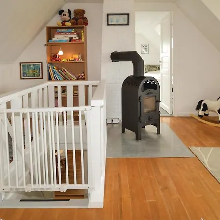 Three-bedroom Holiday In Holiday home Stege