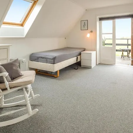 Holiday home Three-bedroom Holiday In *